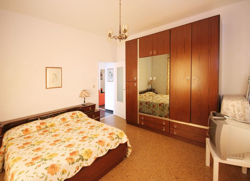 Top Relax Apartment Аласио Екстериор снимка